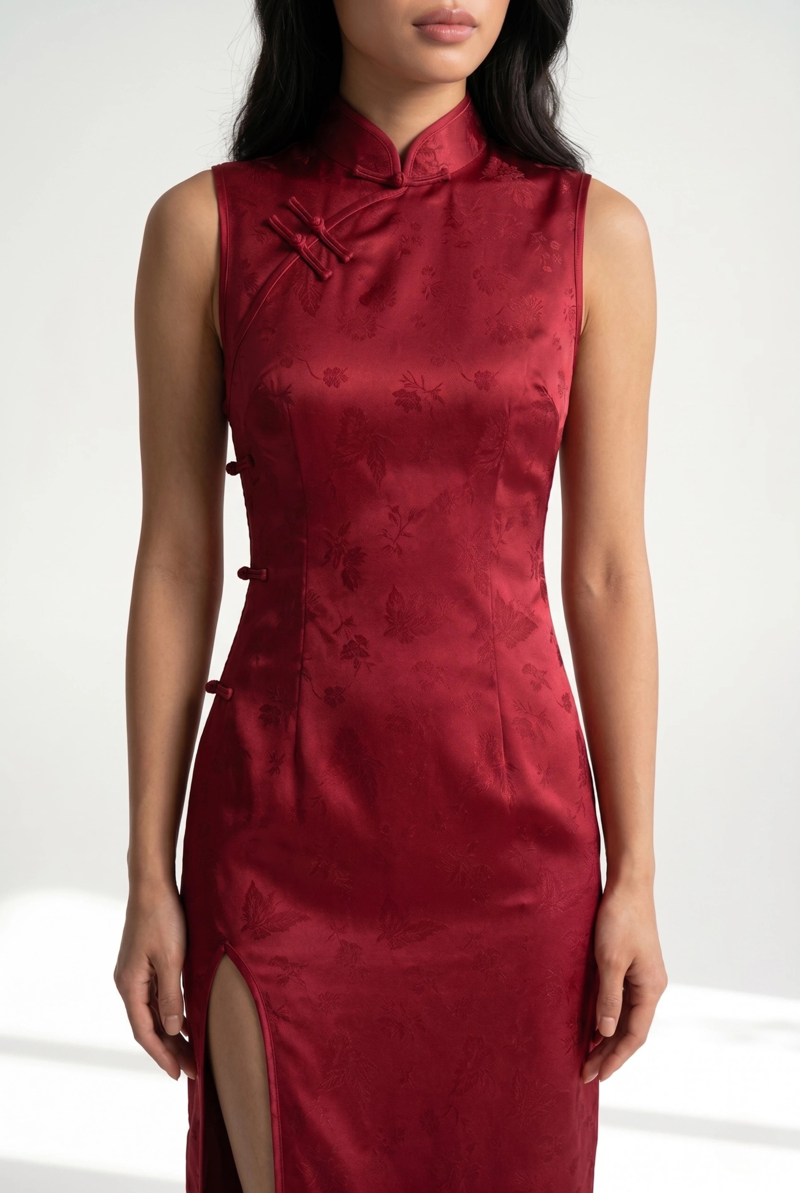 Sleeveless Red Qipao