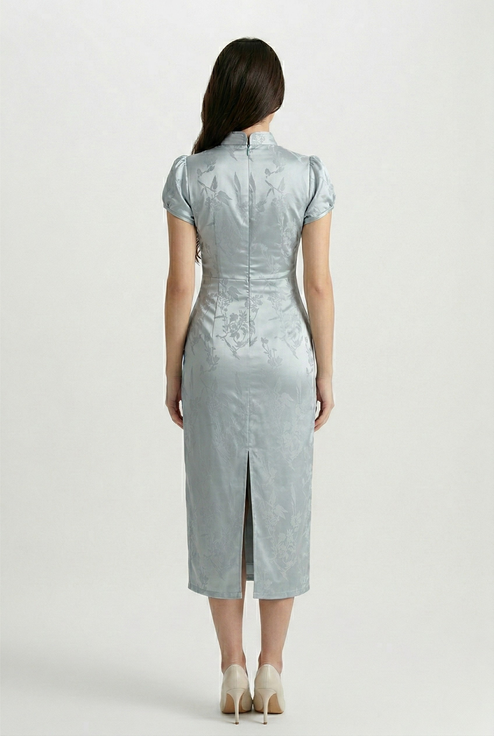 Maison Hua light blue jacquard cheongsam, tailored back view
