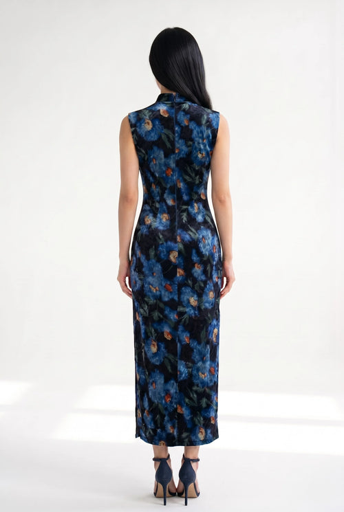 Back view of the black blue peony velvet sleeveless qipao dress showing the blue peony print